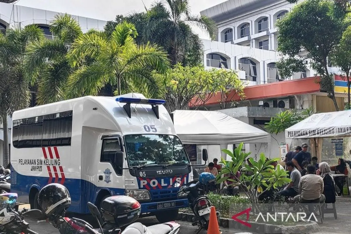 Selasa, layanan SIM Keliling hadir di lima lokasi Jakarta